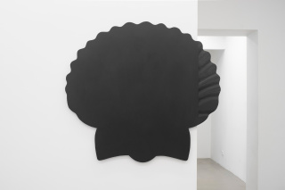 Miriam Jonas, Coco, 2017, Galerie Russi Klenner, Berlin