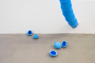 Miami, 2017 Miriam Jonas, Miami, 2017, Galerie Russi Klenner, Berlin