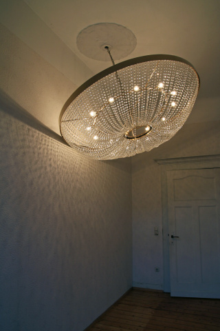 Miriam Jonas, Golden Nights, Lichtinstallation, 2011